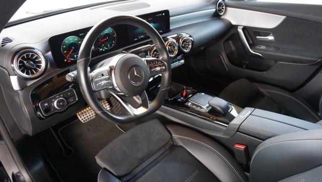 MERCEDES-BENZ CLA 200 d Automatic Shooting Brake Premium AMG Line