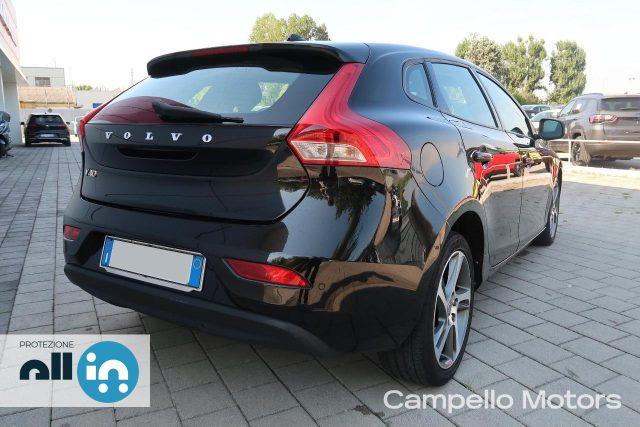 VOLVO V40 V40 D2 Geartronic Momentum