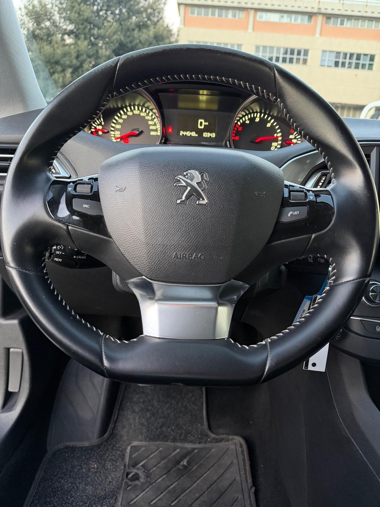 Peugeot 308 BlueHDi 120 CV / EURO 6