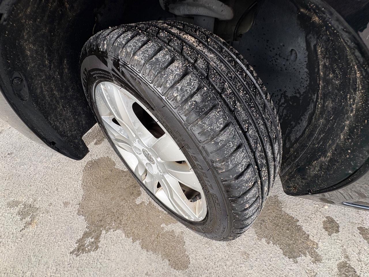 Peugeot 5008 1.6 HDi 110CV Féline