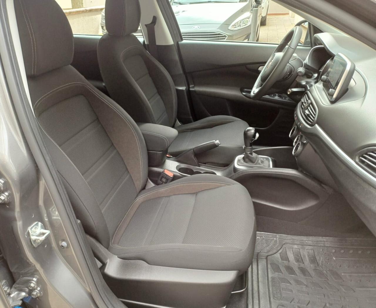 FIAT TIPO 1.6 MTJ 120cv DCT 5 PORTE LOUNGE