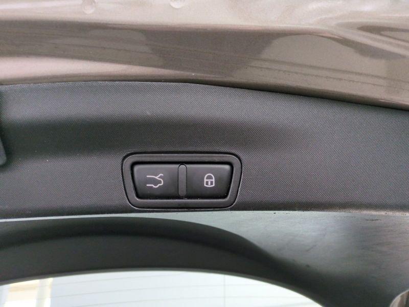 Alfa Romeo Stelvio 2.2 Turbo Diesel 180CV AT8 RWD Executive