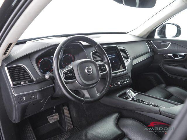 VOLVO XC90 B5 AWD Geartronic 7 posti Inscription