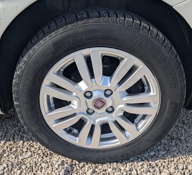 FIAT Punto 1.4 S&S 8V Dualogic 5 porte Lounge