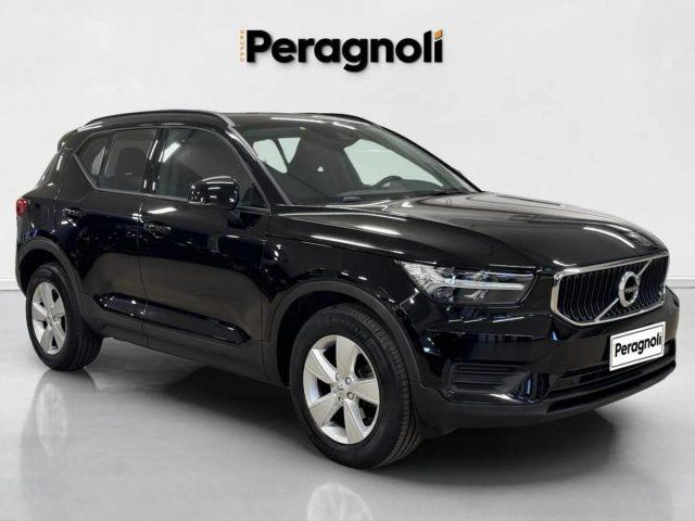 VOLVO XC40 T2 MOMENTUM CORE AUTOMATICA