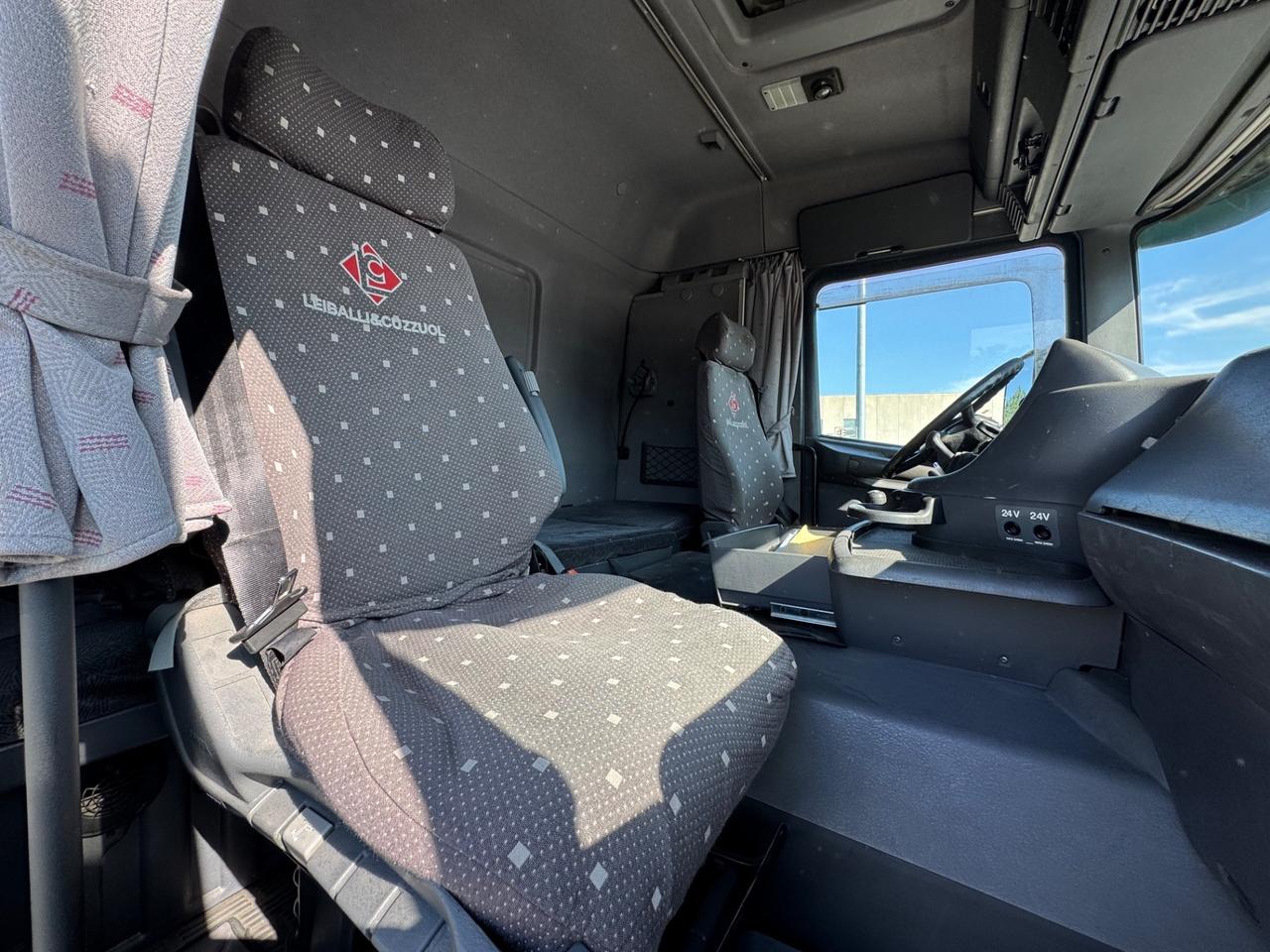 SCANIA 114L 380