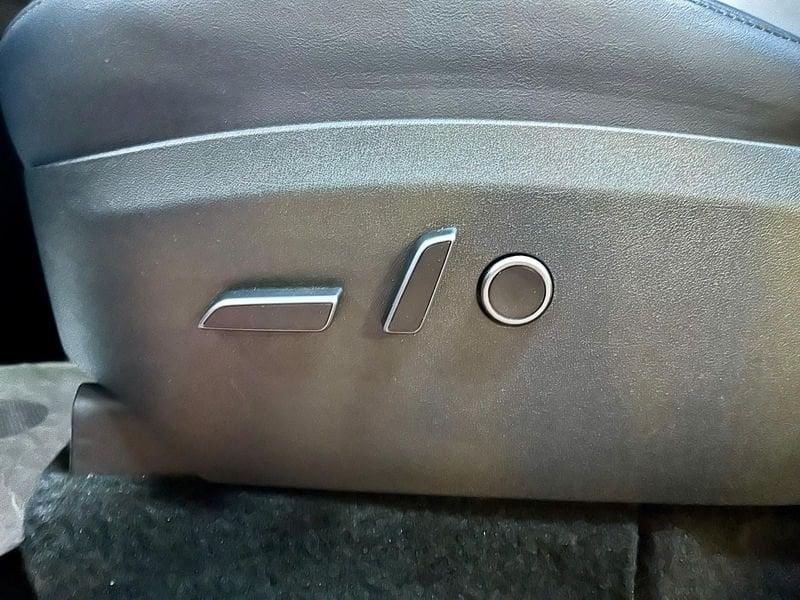 Tesla Model Y Model Y Long Range AWD