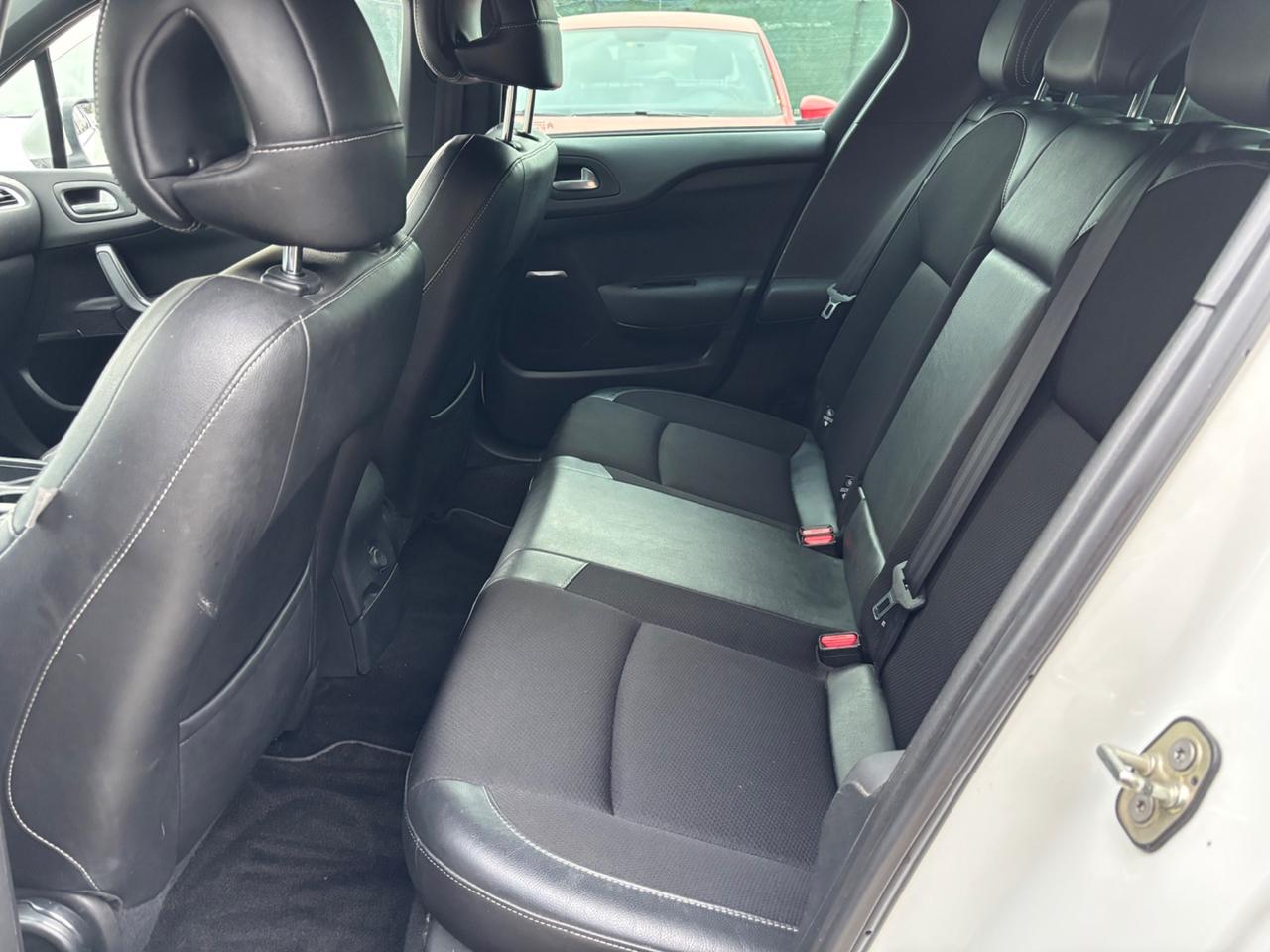 Citroen DS4 1.6 e-HDi 110cv So Chic OK Neopatentati