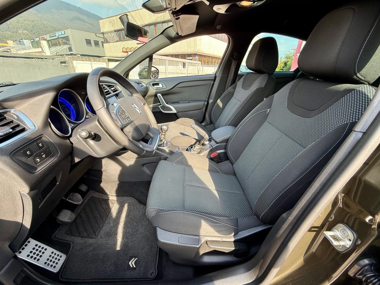 DS4 4 1.6 e-HDi 115 airdream Chic 112.000Km Impeccabile