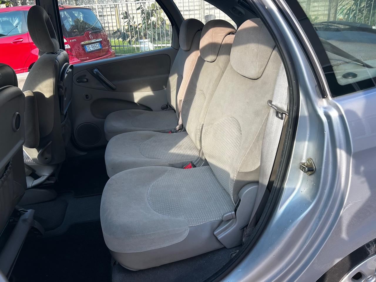 Citroen Xsara Picasso 2.0 HDi Exclusive