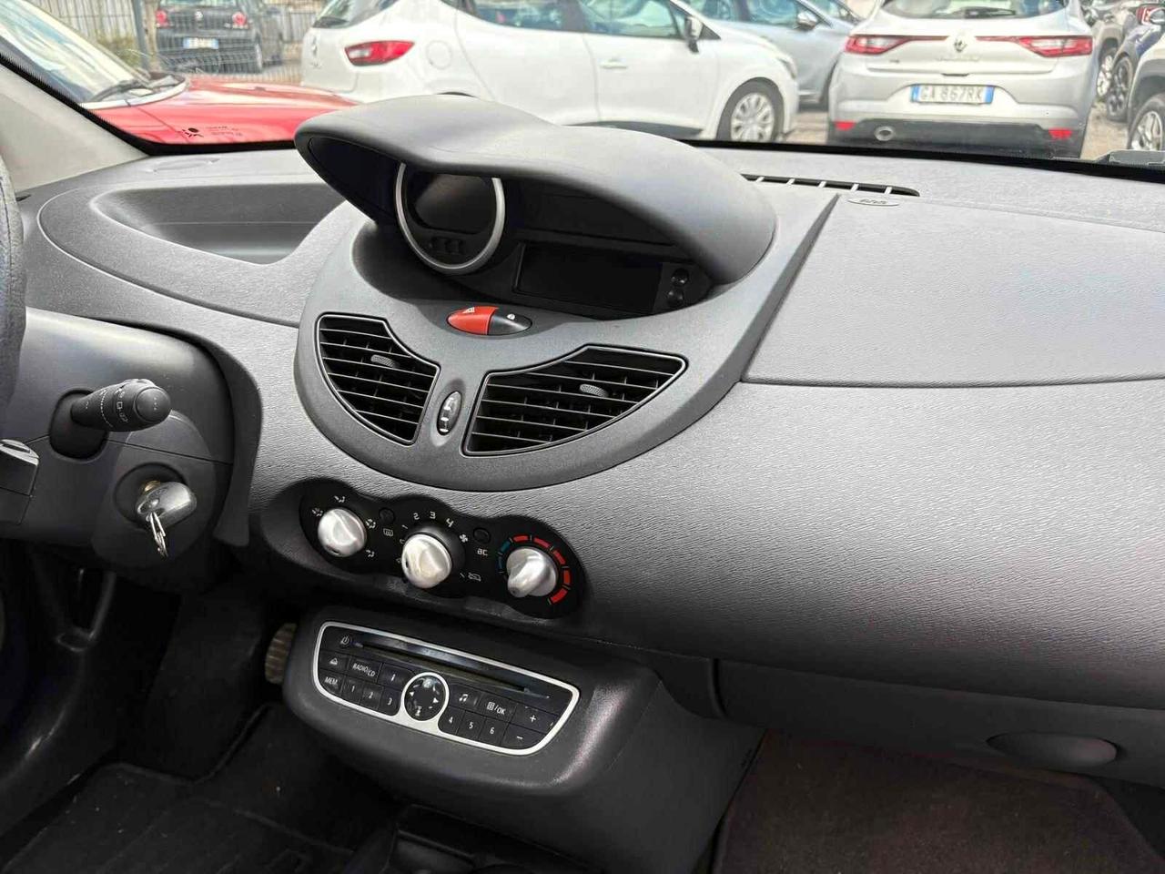 Renault Twingo 1.2 16V LEV Miss Sixty