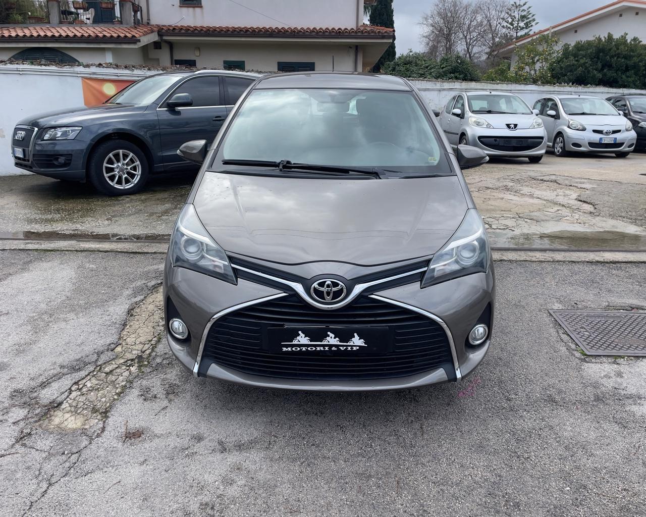 Toyota Yaris 1.0 5 porte Lounge