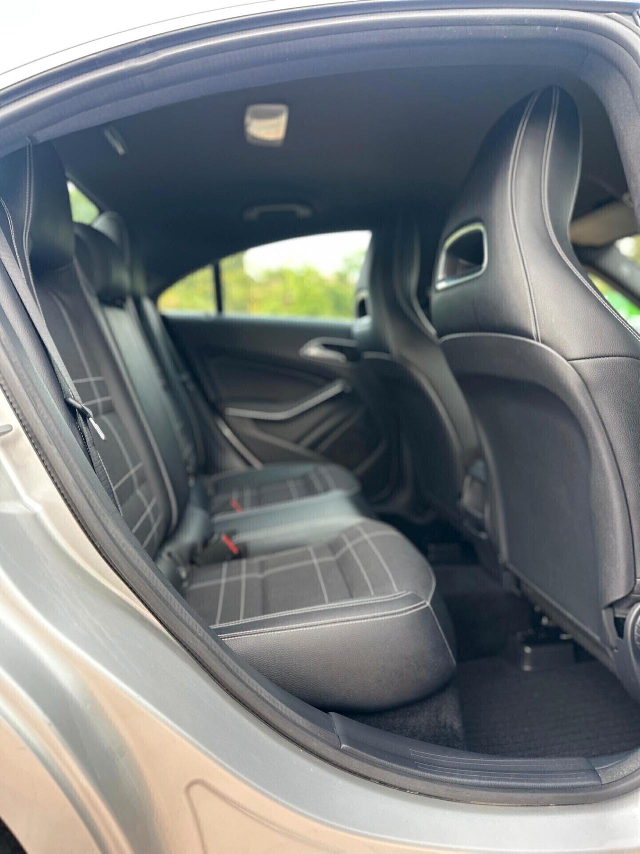 Mercedes-benz CLA 180 d Automatic Premium NEOPATENTATI