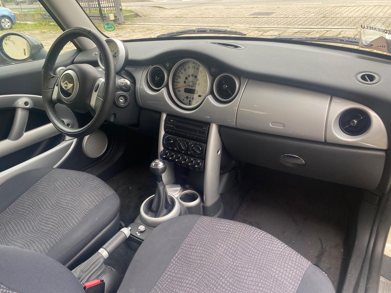 Mini 1.6 16V Cooper