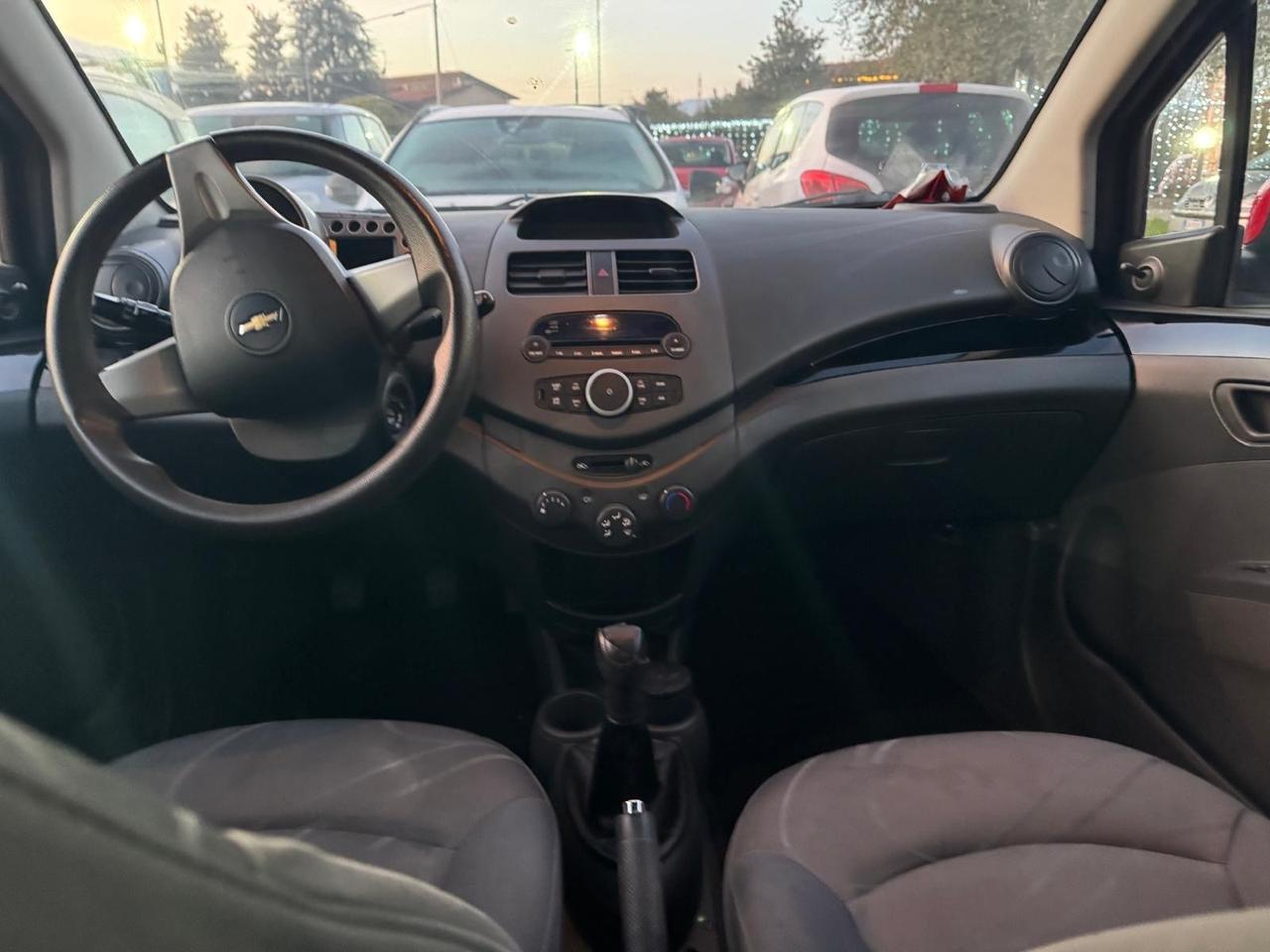 Chevrolet Spark 1.0 LT