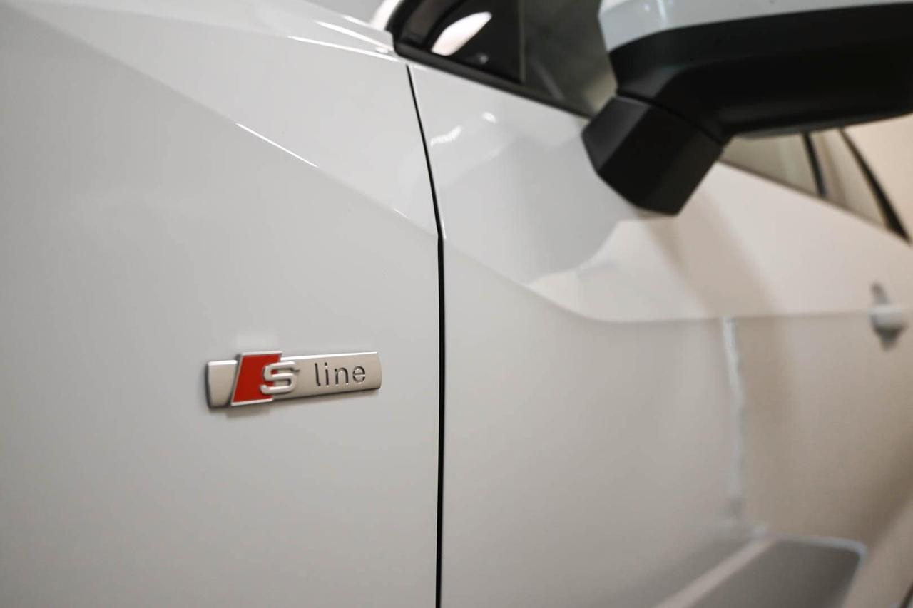 AUDI Q2 Q2 35 TDI S tronic S line Edition