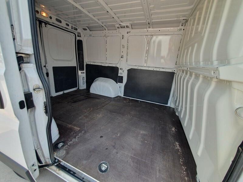 CITROËN NEW Jumper 2.2 BlueHDi 120 L1H1 A/C BARRE