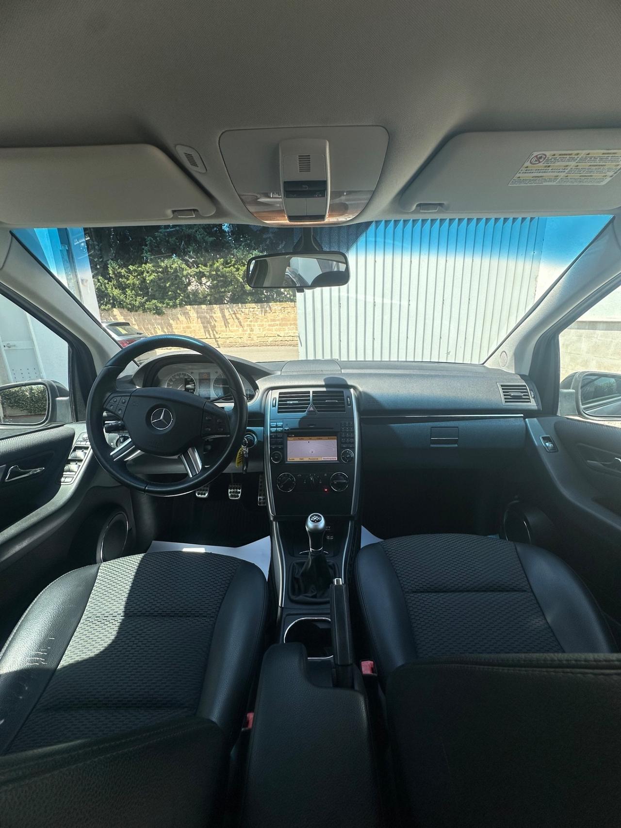 Mercedes-benz B 200 CDI Premium