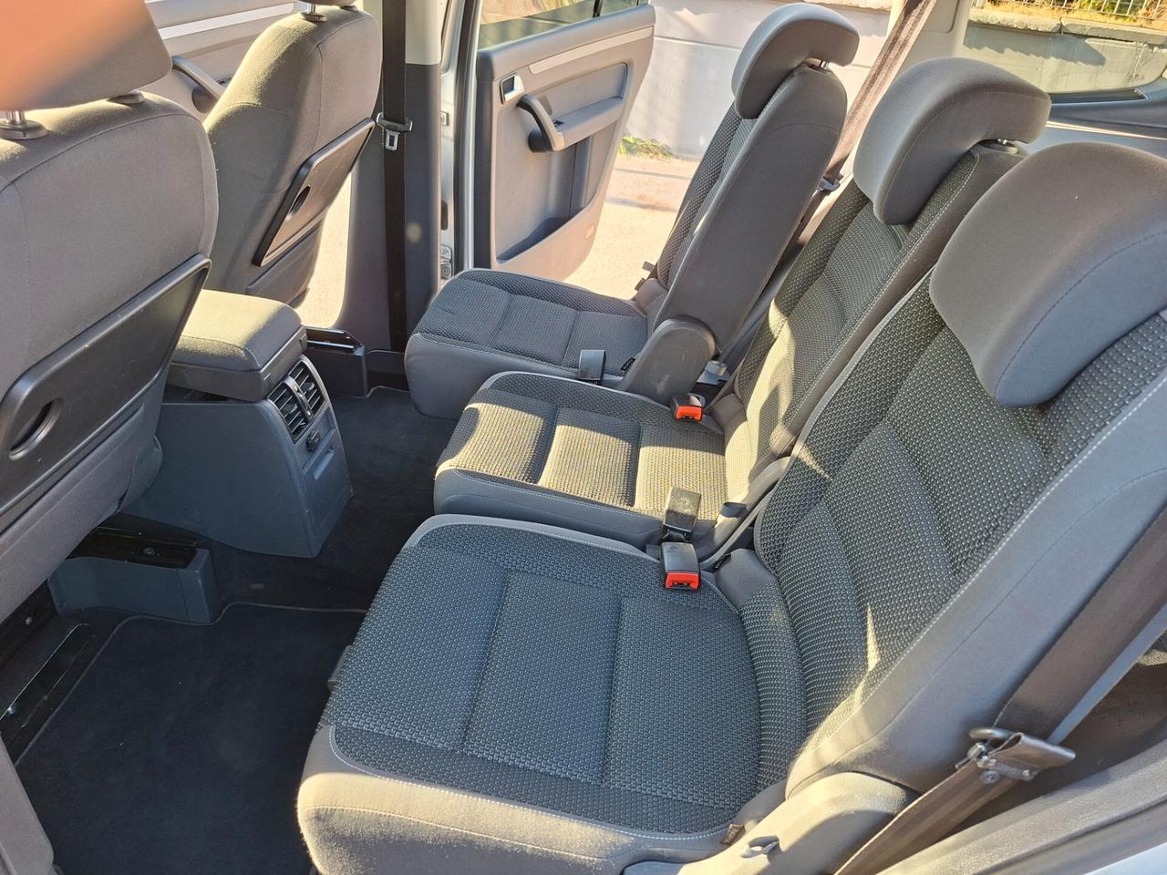 Volkswagen Touran Business 1.4 Highline EcoFuel