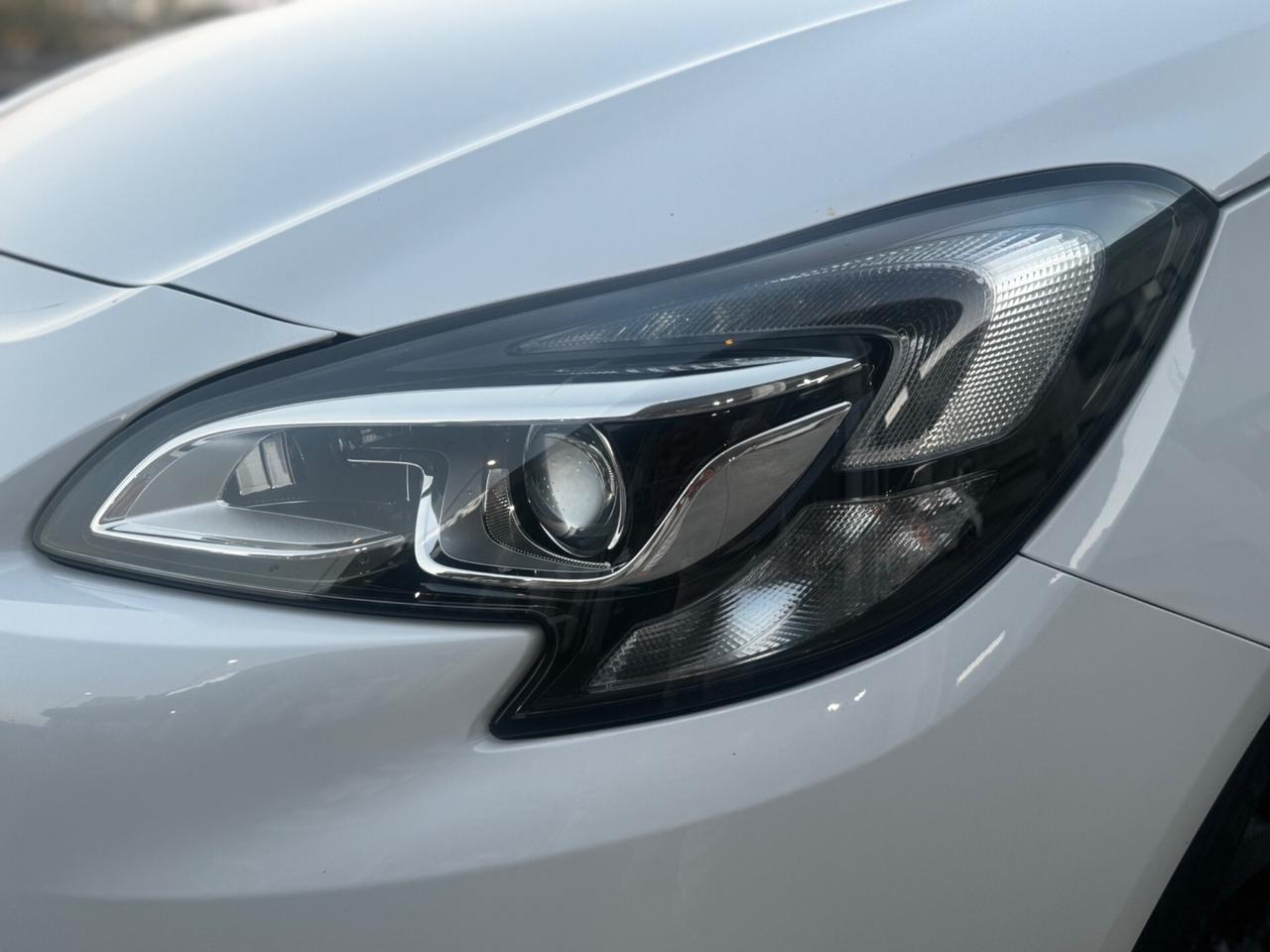 Opel Corsa 1.3 CDTI ecoFLEX S&S b-Color 2015