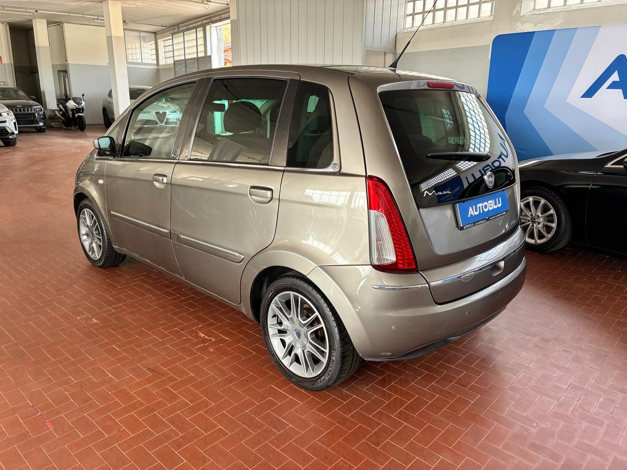 Lancia Musa 1.4 16v platino
