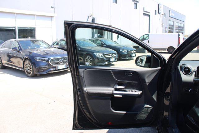 MERCEDES-BENZ B 200 d Automatic Sport
