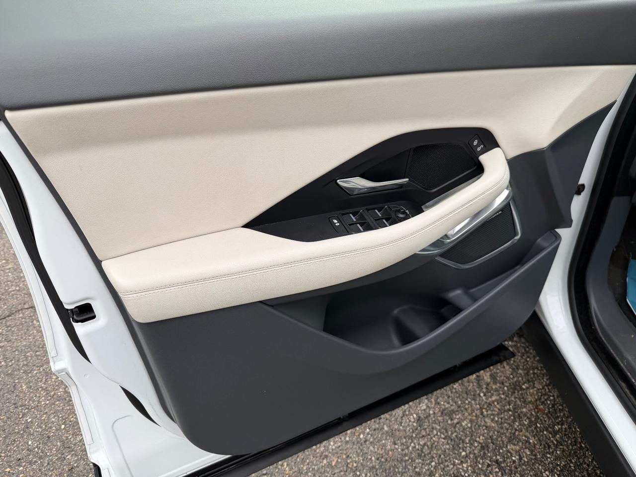 Jaguar E-Pace 2.0D 180 CV AWD S