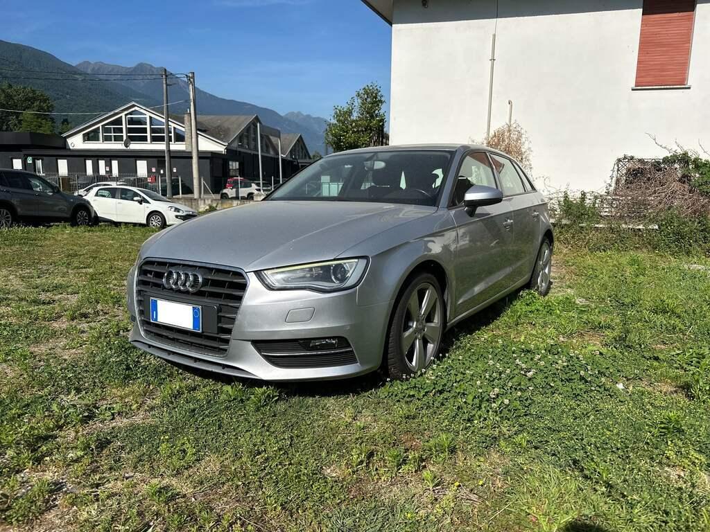 Audi A3 Sportback 1.6 tdi Ambition 110cv s-tronic E6