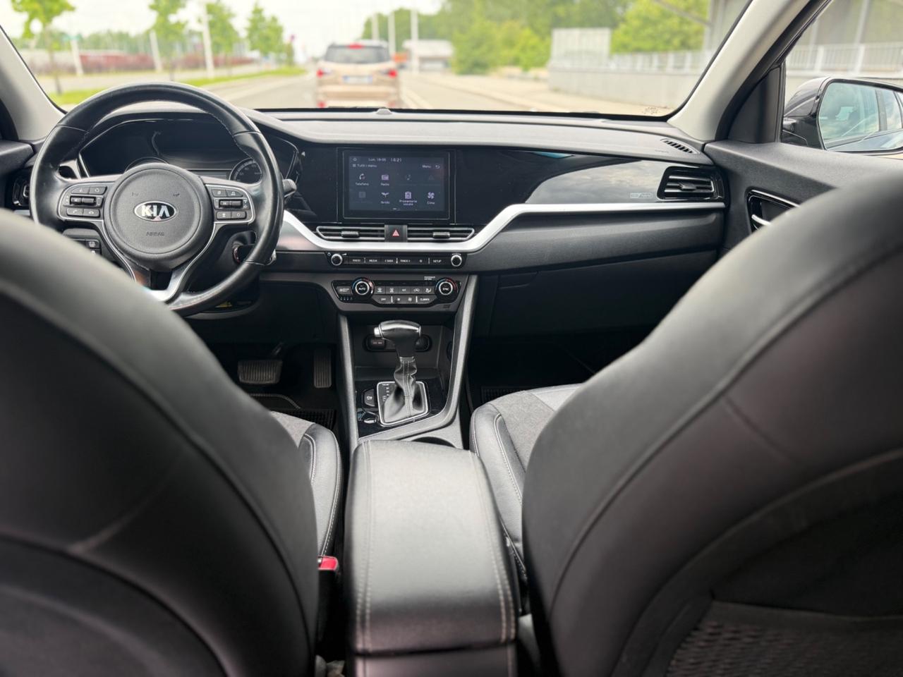 Kia Niro 1.6 GDi DCT HEV Urban