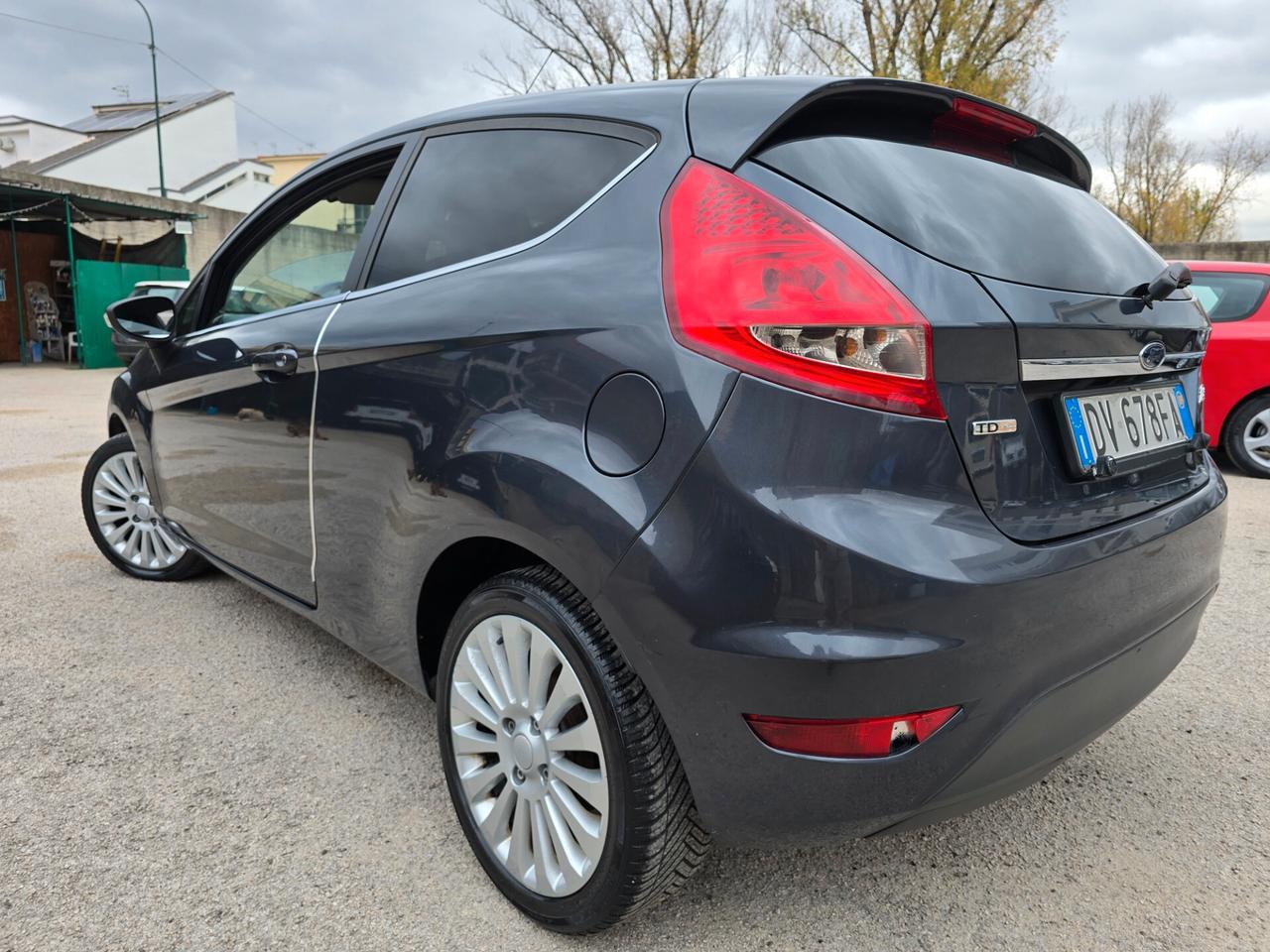 Ford Fiesta 1.4 TDCi 68CV full opt economica 2009
