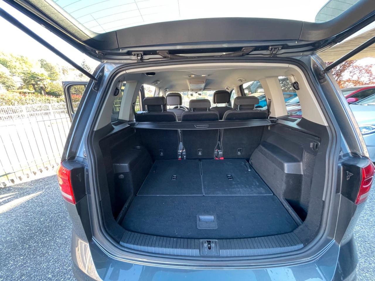 Volkswagen Touran 1.6 TDI 115 CV SCR DSG Comfortline BlueMotion Tech.
