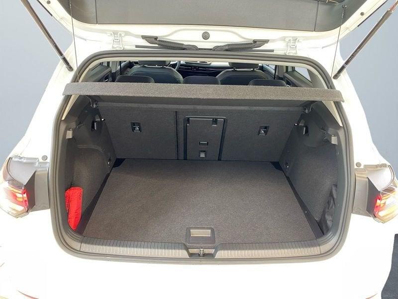 Volkswagen Golf 8.5 1.5 eTSI 115 CV DSG GOAL Matrix Led Camera 16" Cockpit
