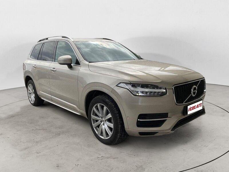 Volvo XC90 D5 AWD Geartronic 7 posti Momentum