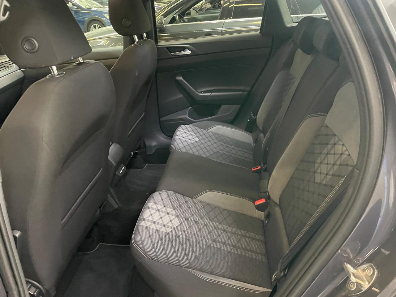 Volkswagen Taigo 1.0 TSI 115 CV DSG R-Line