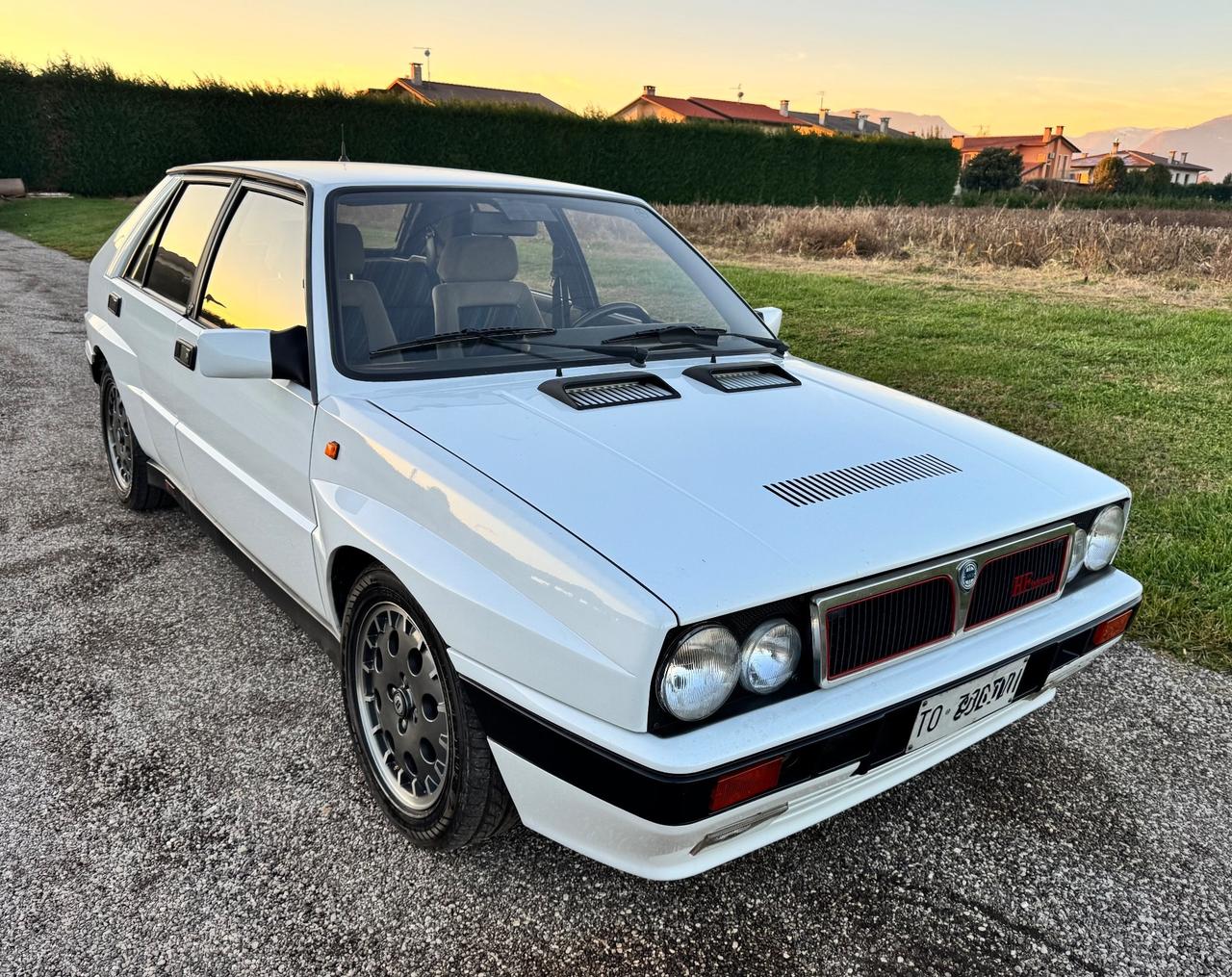 LANCIA DELTA INTEGRALE 8v TURBO HF ORIGINALE