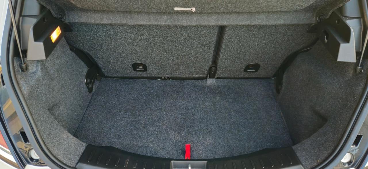 Lancia Ypsilon 1.2 69CV Platinum