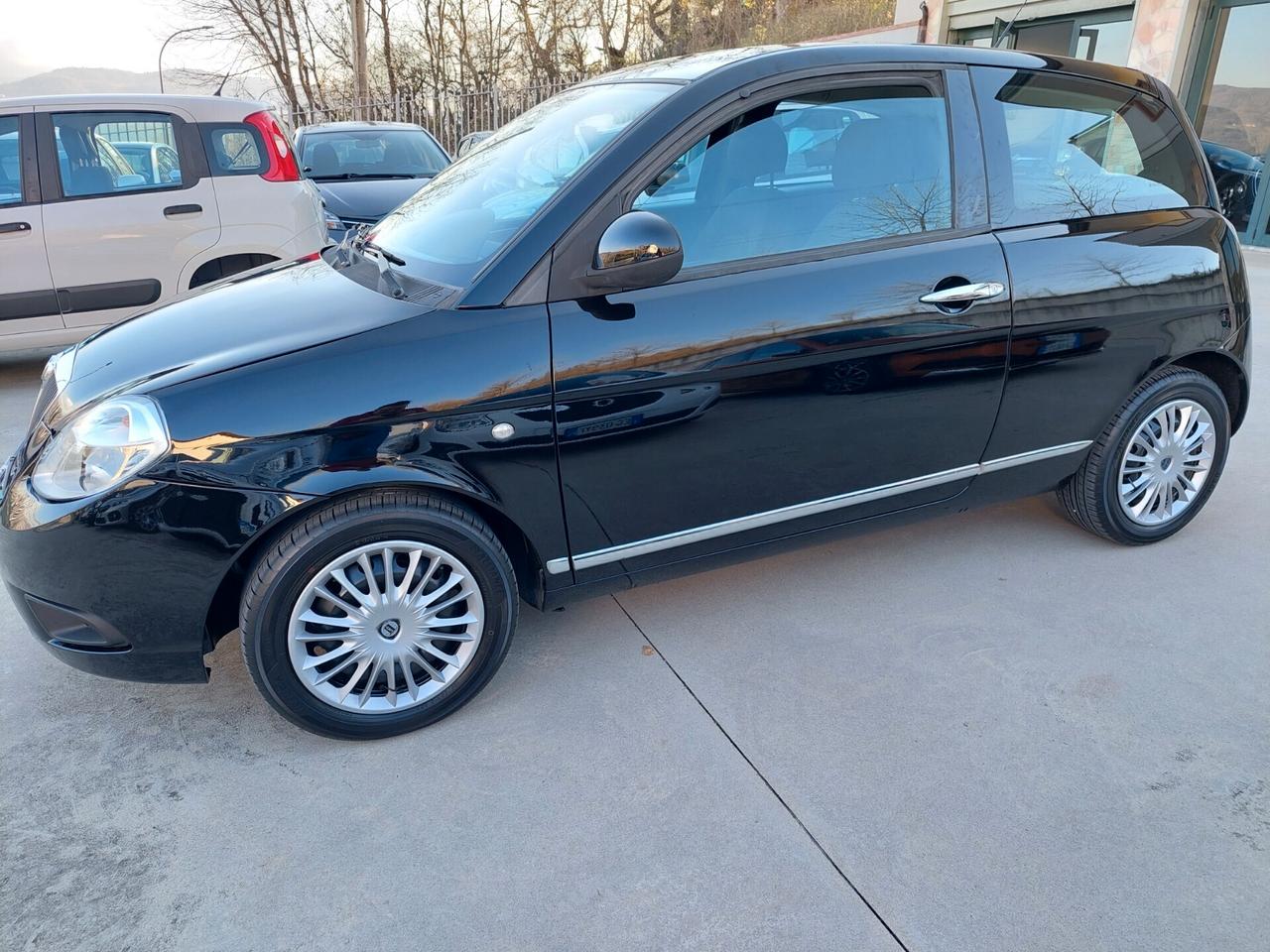 Lancia Ypsilon 1.2 Benzina 60cv 3porte