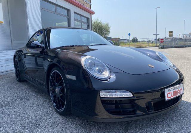 PORSCHE 911 Carrera 4 GTS Coupé