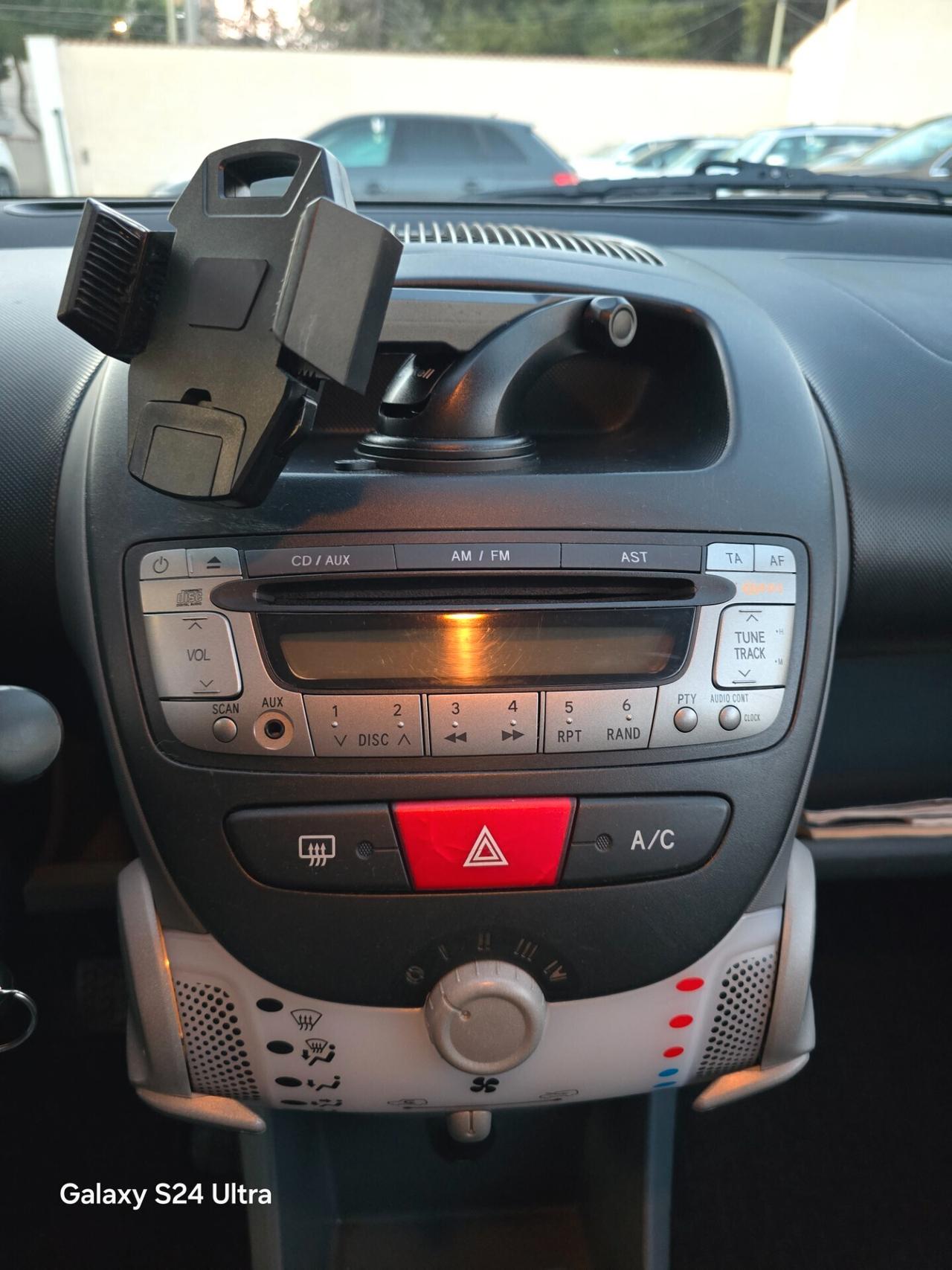 Peugeot 107 1.0 68CV 5p. Urban Move