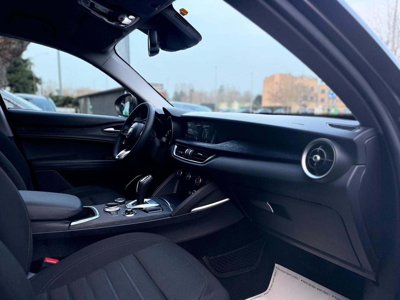 Alfa Romeo Stelvio 2.2 Turbodiesel 160 CV AT8 RWD Super Business