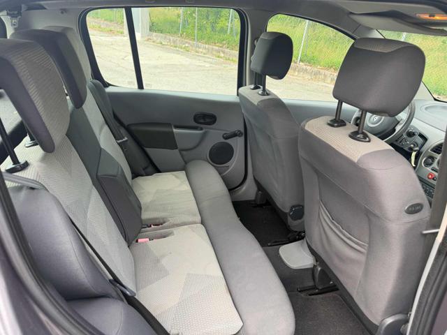 RENAULT Modus 1.2 16V Dynamique senza nessun lavoro da fare