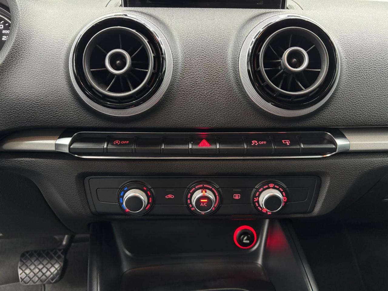 Audi A3 SPB 1.6 TDI clean diesel S tronic Ambition