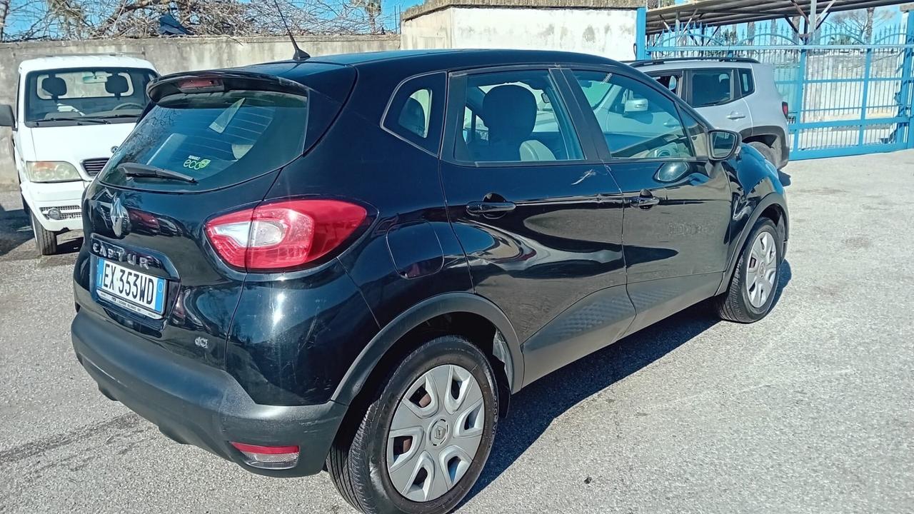 Renault captur 1.5 dci-12/2014