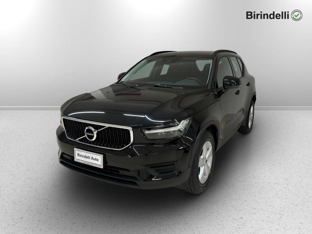 VOLVO XC40 (2017-->) - XC40 T2 Momentum