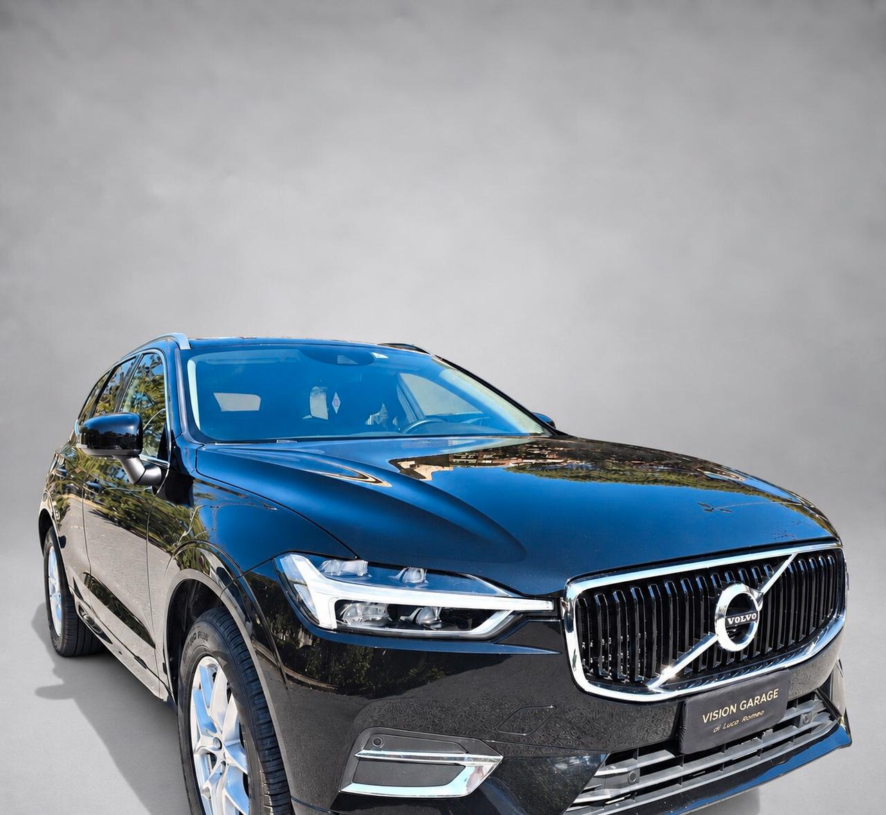 VOLVO XC60 2.0 B4 AWD 197 CV Geartronic Momentum