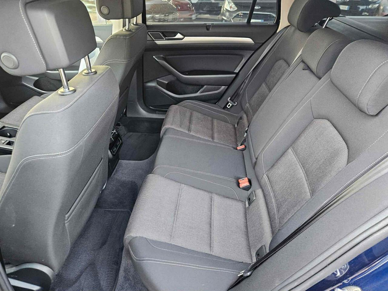 Volkswagen Passat 2.0 TDI DSG Business BlueMotion Technology