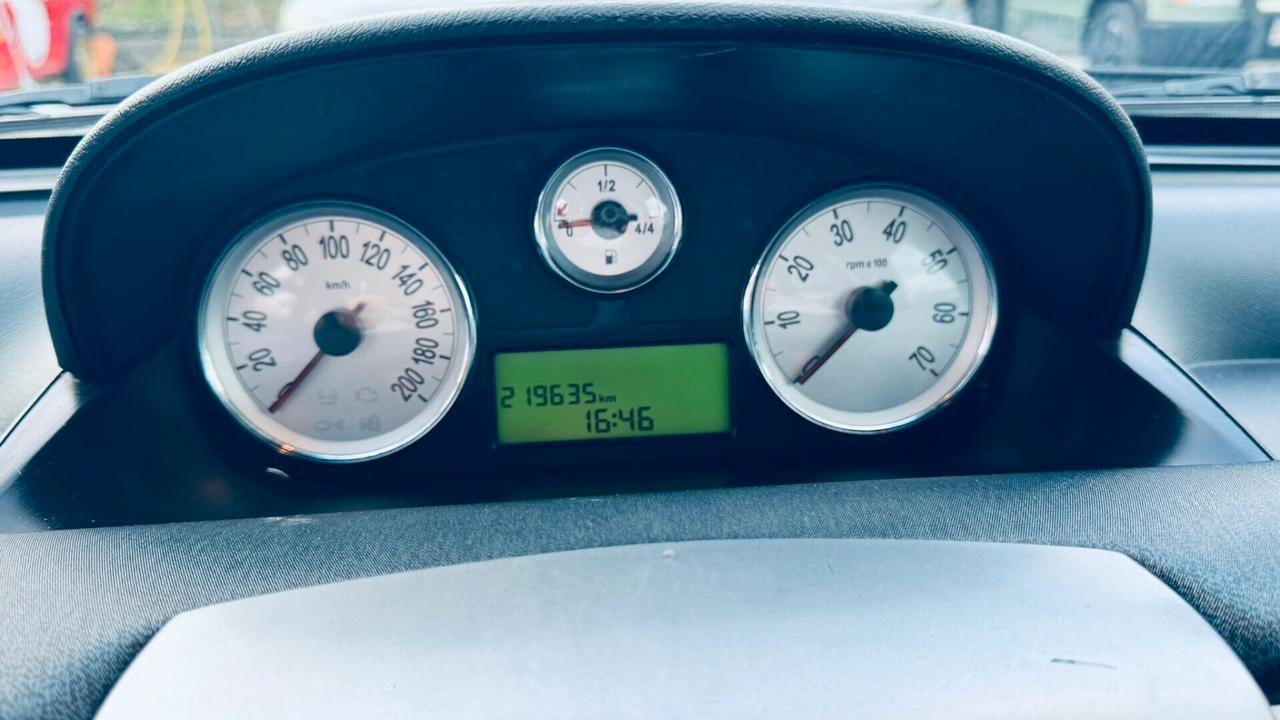 Lancia Ypsilon 1.2 Argento