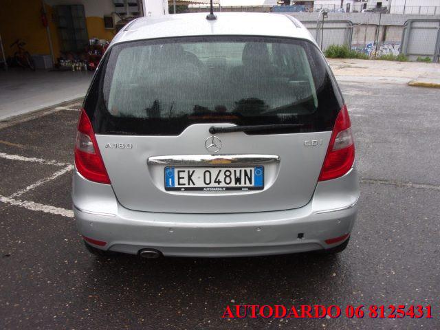 MERCEDES-BENZ A 180 CDI Elegance
