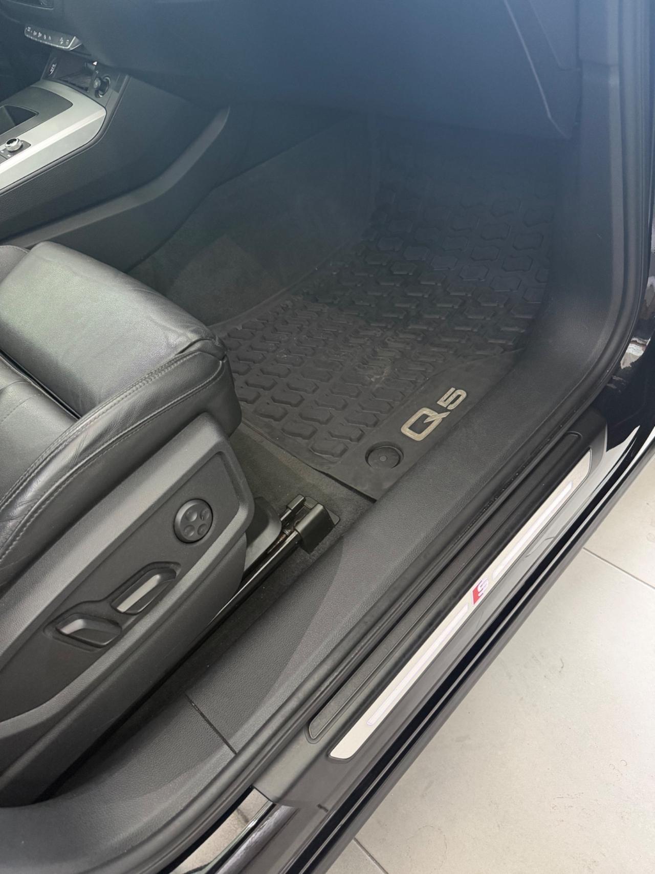 Audi Q5 SPB 40 TDI quattro S tronic line FINANZIABILE
