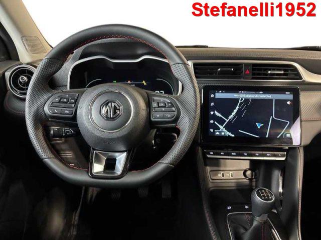 MG ZS MG 1.5L 5MT LUXURY Classic Benzina - Cosmic Silve